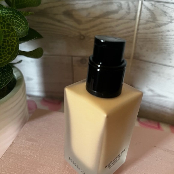 Ll Makiage Woke Up Like This Foundation - Picture 4 of 4